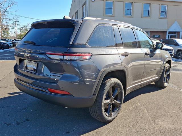 new 2025 Jeep Grand Cherokee car, priced at $52,235