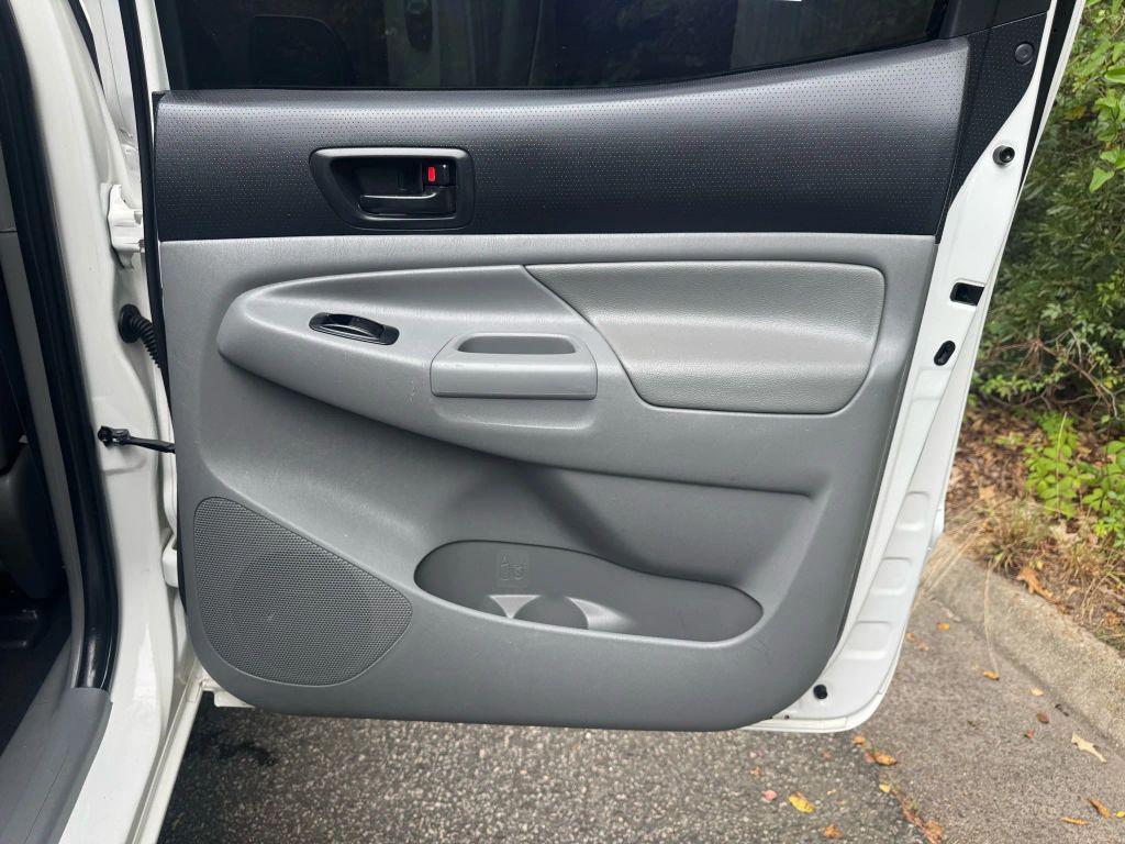used 2013 Toyota Tacoma car, priced at $10,750