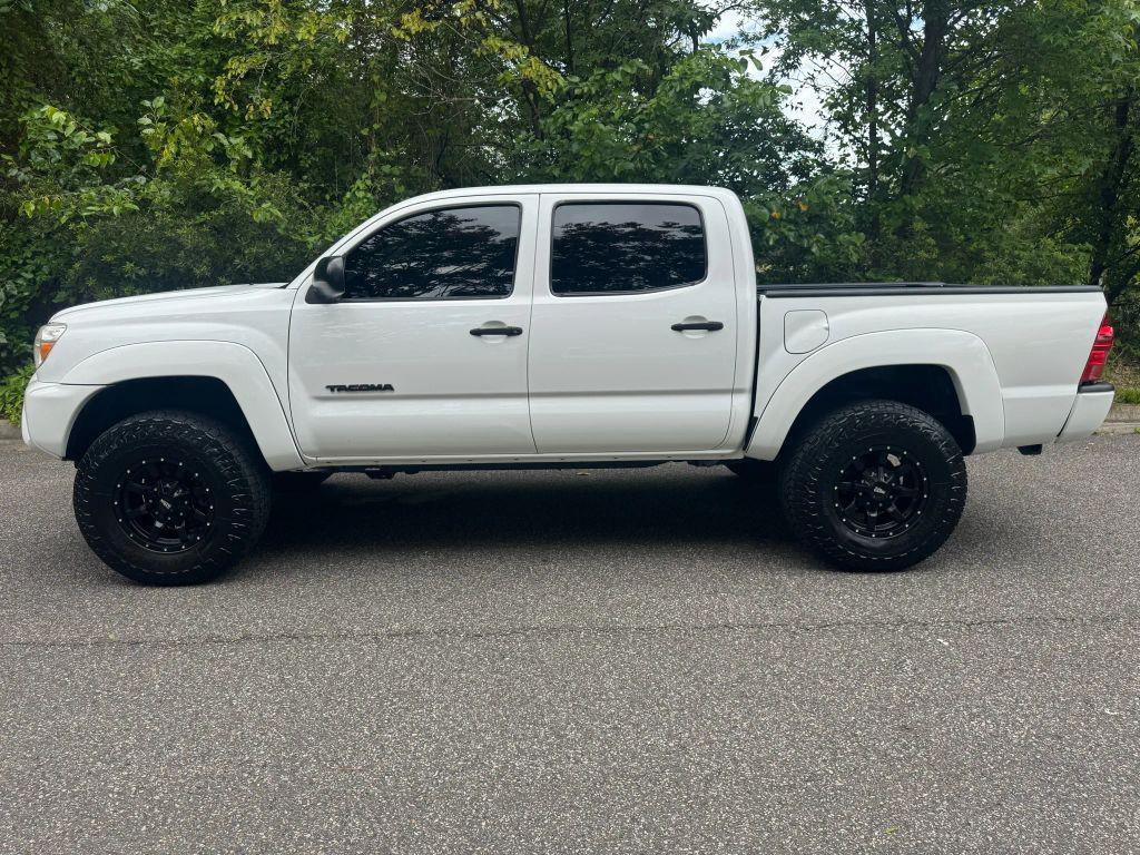 used 2013 Toyota Tacoma car, priced at $10,750