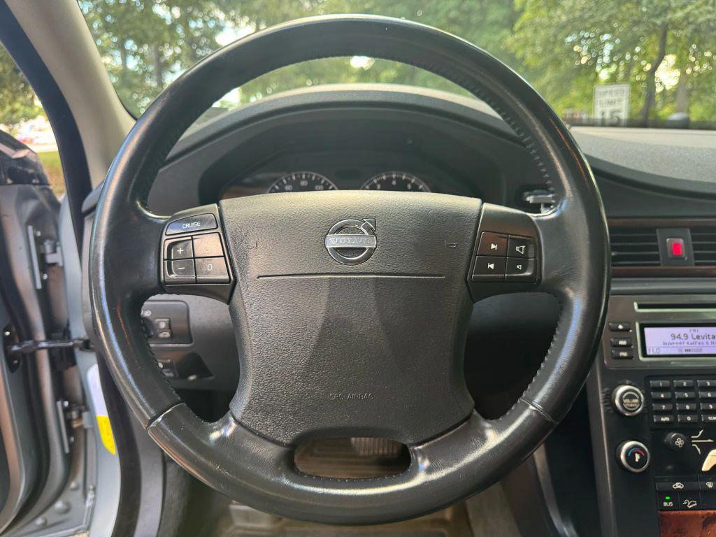used 2008 Volvo XC70 car, priced at $4,995