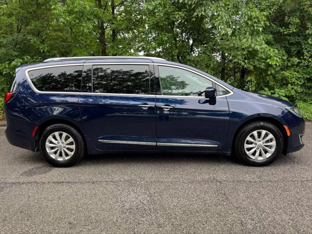 used 2019 Chrysler Pacifica car, priced at $11,995