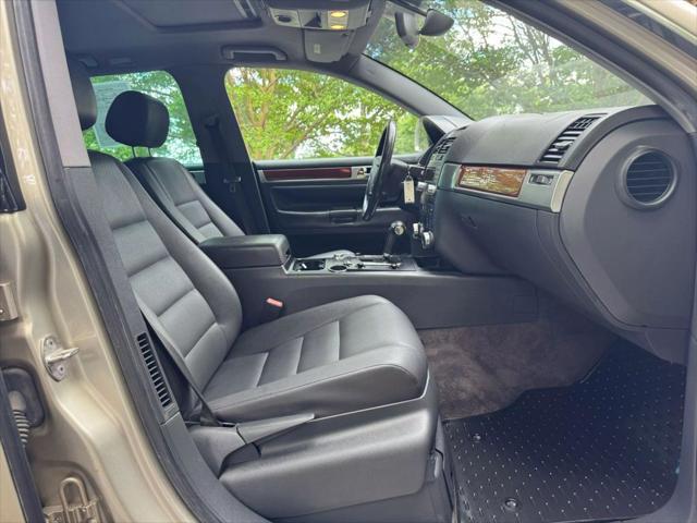 used 2004 Volkswagen Touareg car, priced at $4,995