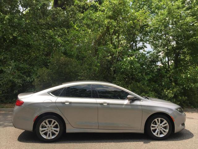 used 2016 Chrysler 200 car, priced at $6,750