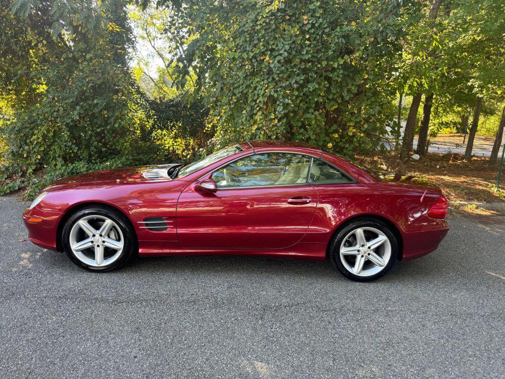 used 2006 Mercedes-Benz SL-Class car, priced at $11,995