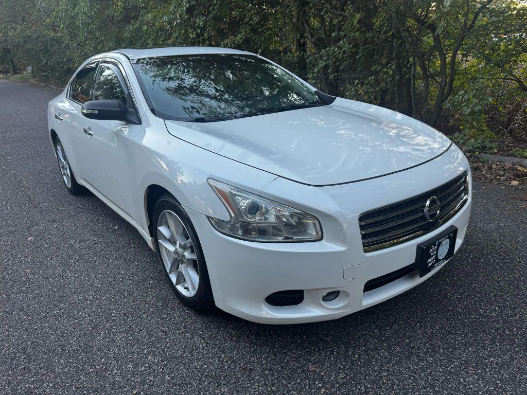 used 2009 Nissan Maxima car, priced at $5,995