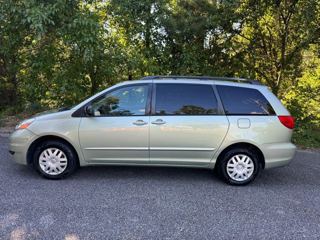 used 2006 Toyota Sienna car, priced at $6,500