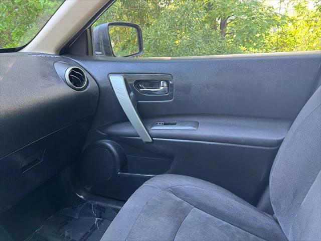 used 2010 Nissan Rogue car, priced at $4,995