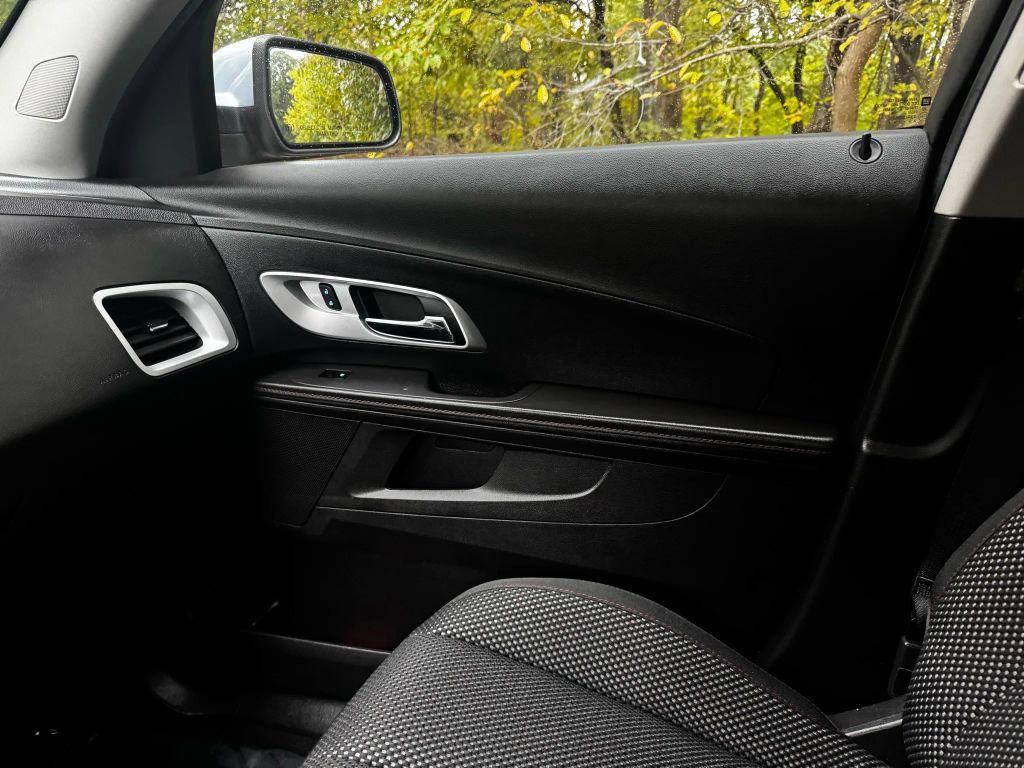 used 2015 Chevrolet Equinox car, priced at $5,995