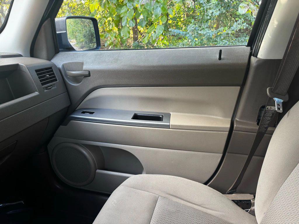 used 2007 Jeep Patriot car, priced at $3,995