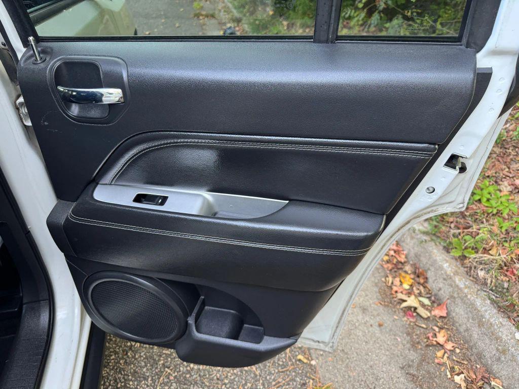 used 2014 Jeep Compass car, priced at $6,250