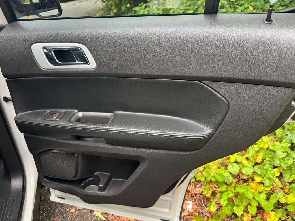 used 2015 Ford Explorer car, priced at $9,995