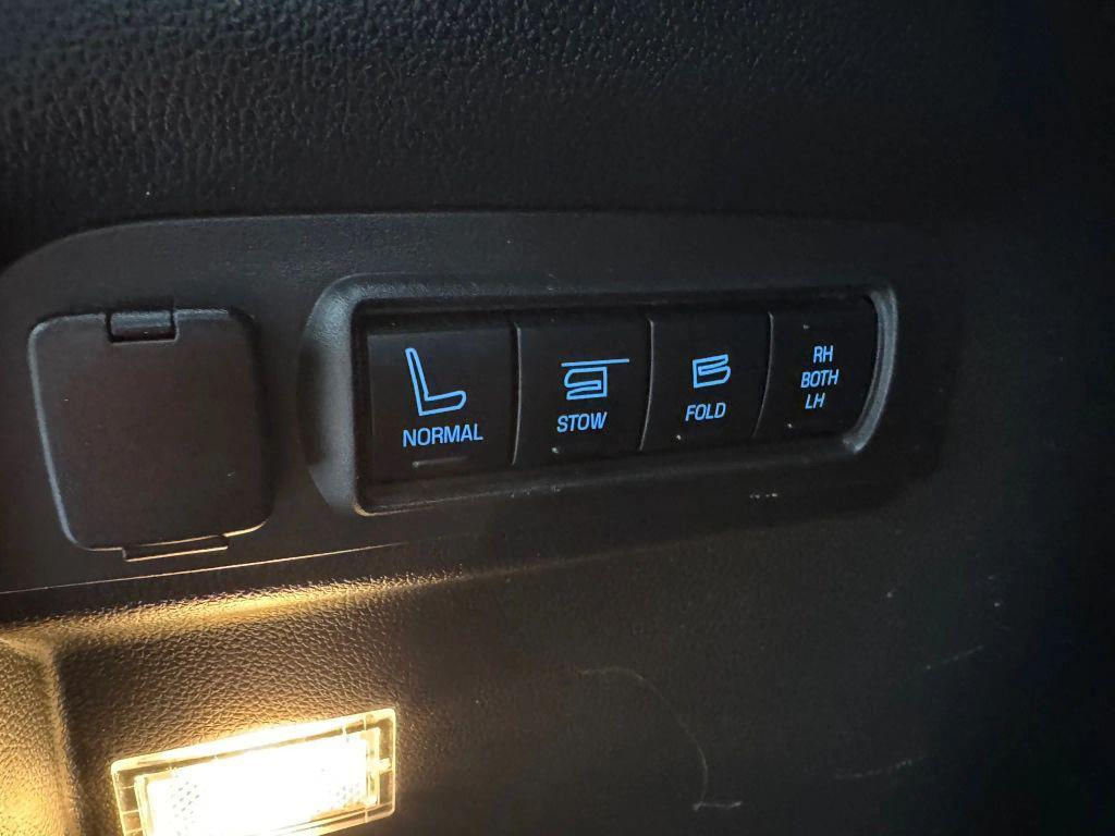 used 2015 Ford Explorer car, priced at $9,995