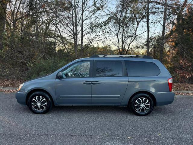 used 2008 Kia Sedona car, priced at $3,500