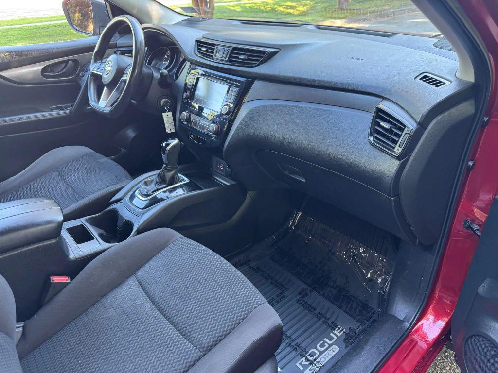 used 2020 Nissan Rogue Sport car, priced at $5,250