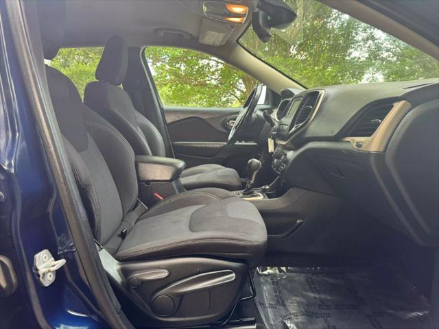 used 2015 Jeep Cherokee car, priced at $7,500