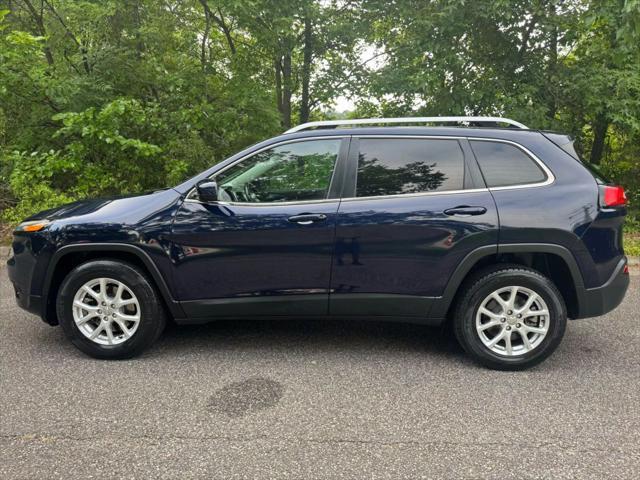 used 2015 Jeep Cherokee car, priced at $7,500