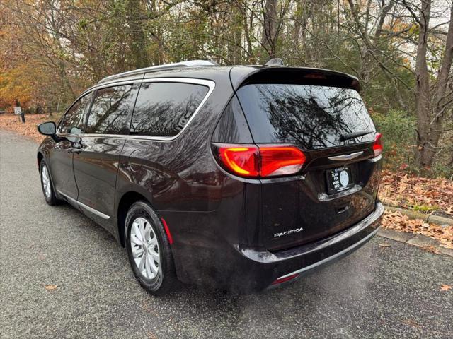 used 2018 Chrysler Pacifica car, priced at $10,995