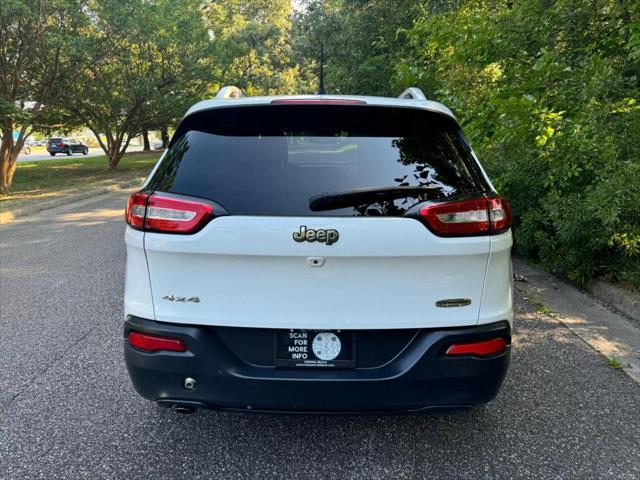 used 2016 Jeep Cherokee car, priced at $3,995