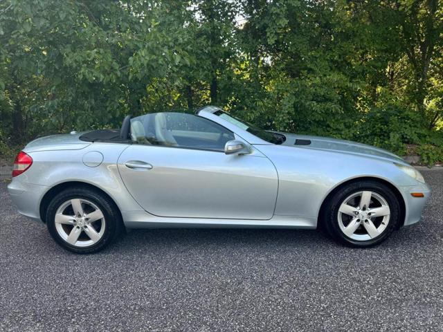 used 2007 Mercedes-Benz SLK-Class car, priced at $6,995