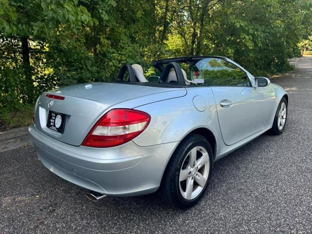 used 2007 Mercedes-Benz SLK-Class car, priced at $7,750