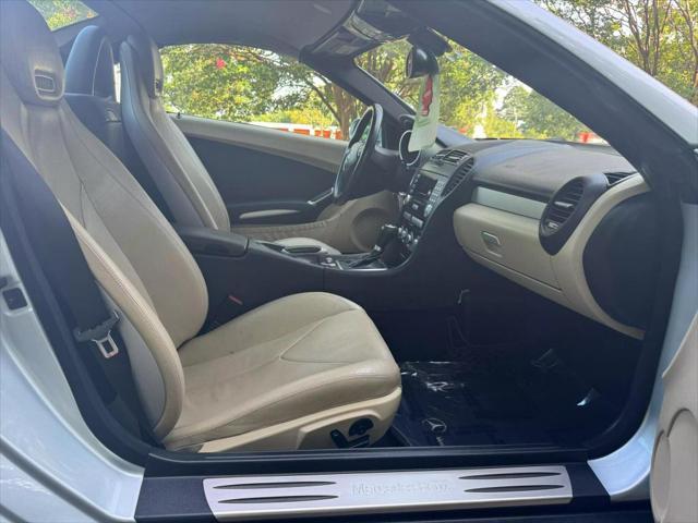 used 2007 Mercedes-Benz SLK-Class car, priced at $7,750