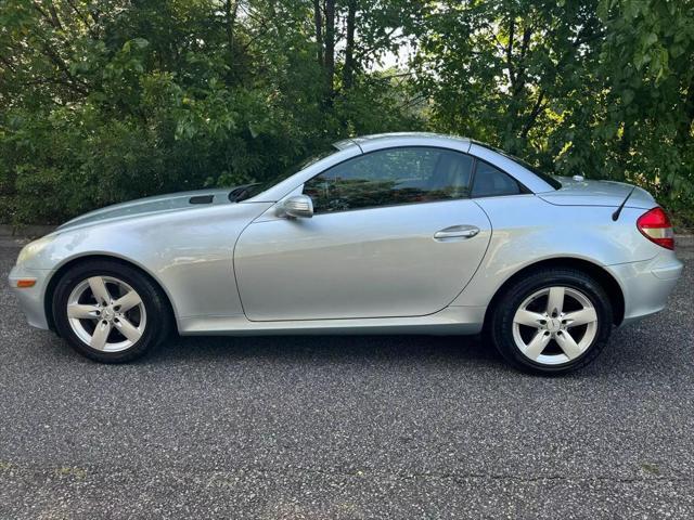 used 2007 Mercedes-Benz SLK-Class car, priced at $7,750