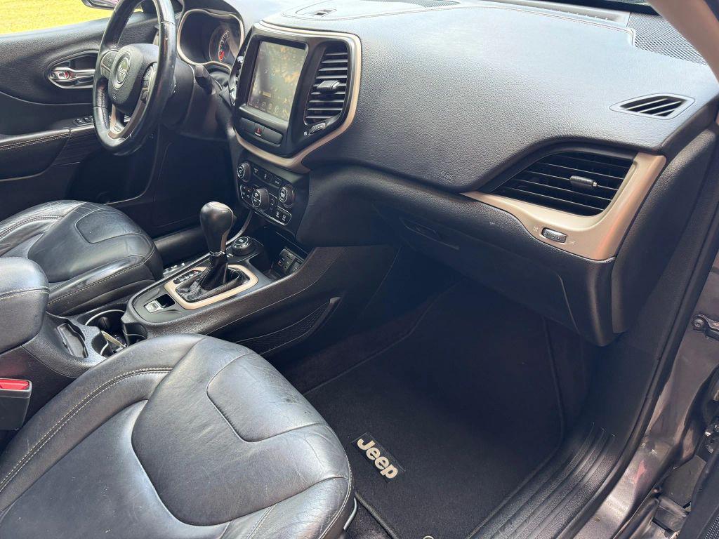 used 2017 Jeep Cherokee car, priced at $10,500