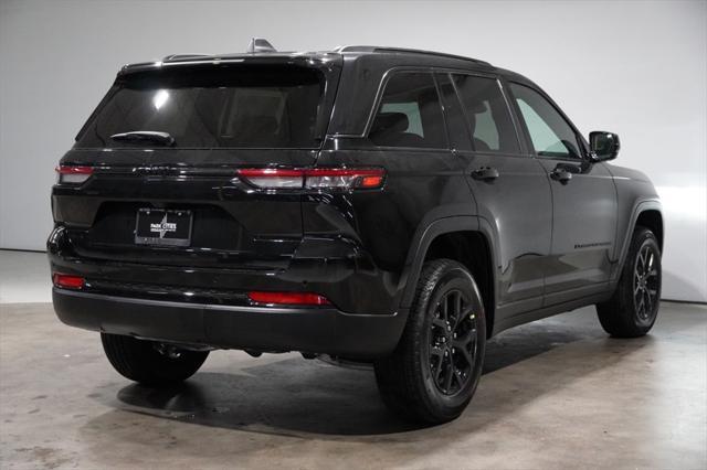 new 2025 Jeep Grand Cherokee car, priced at $40,177