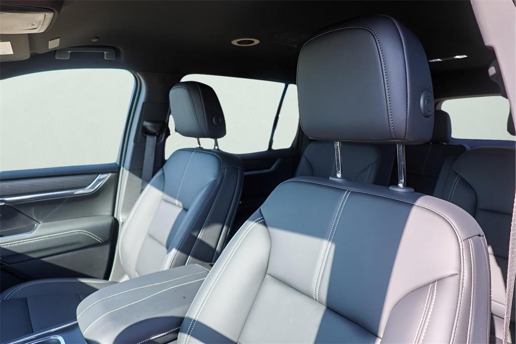 used 2024 GMC Acadia car, priced at $39,192