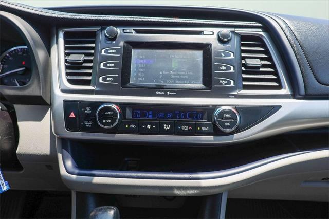used 2015 Toyota Highlander car, priced at $15,511
