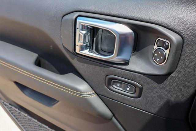 new 2025 Jeep Gladiator car, priced at $48,855
