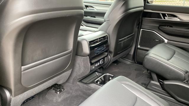 new 2024 Jeep Wagoneer L car, priced at $75,404