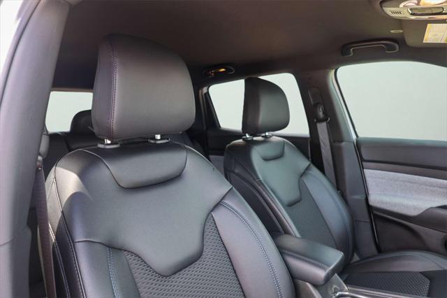 new 2025 Jeep Compass car, priced at $23,812
