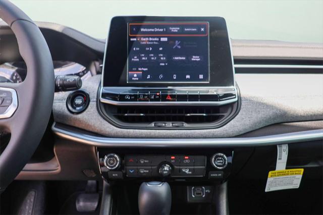 new 2025 Jeep Compass car, priced at $23,812