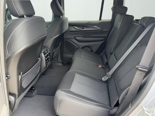 new 2025 Jeep Grand Cherokee car, priced at $34,211
