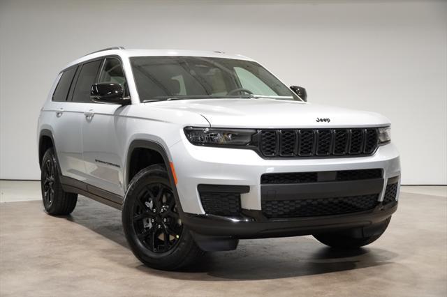 new 2024 Jeep Grand Cherokee L car, priced at $39,357