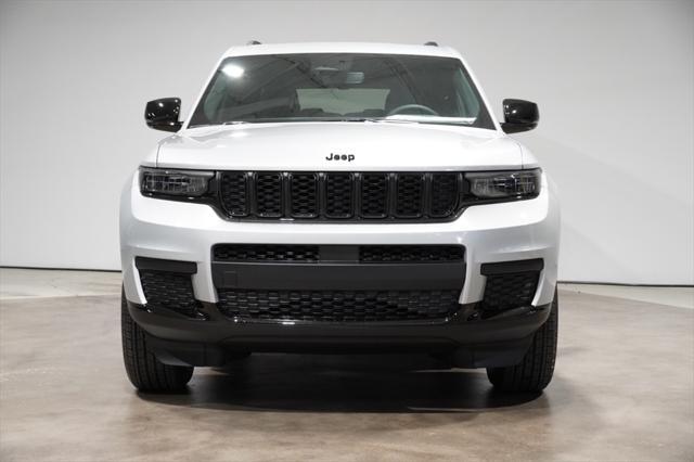 new 2024 Jeep Grand Cherokee L car, priced at $38,357