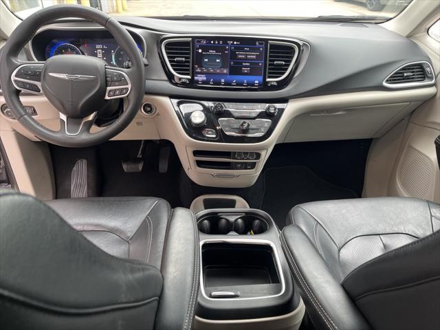 used 2022 Chrysler Pacifica car, priced at $17,995