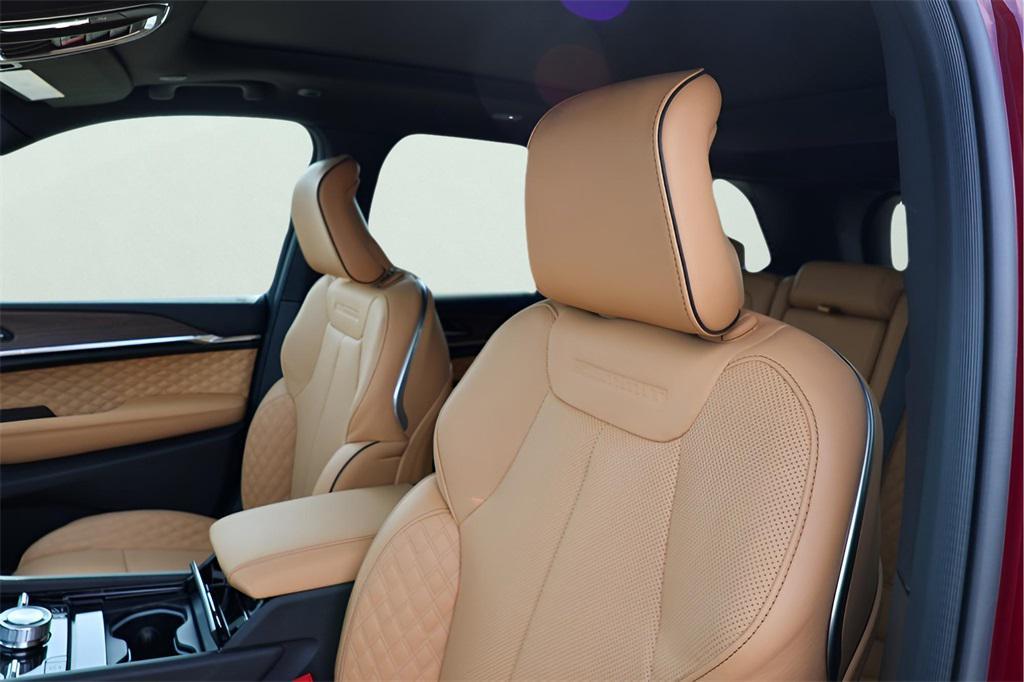 new 2025 Jeep Grand Cherokee car, priced at $55,231