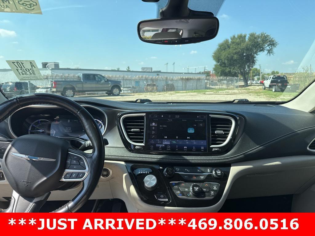 used 2021 Chrysler Pacifica Hybrid car, priced at $21,583