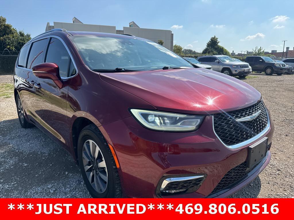 used 2021 Chrysler Pacifica Hybrid car, priced at $21,583