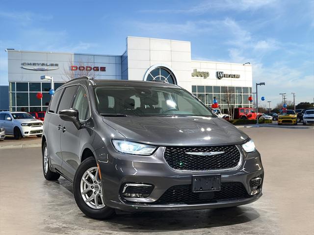 used 2022 Chrysler Pacifica car, priced at $23,012