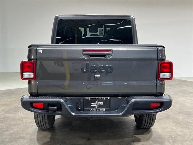 new 2024 Jeep Gladiator car, priced at $48,742