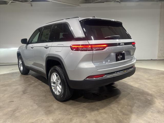 new 2025 Jeep Grand Cherokee car, priced at $35,499