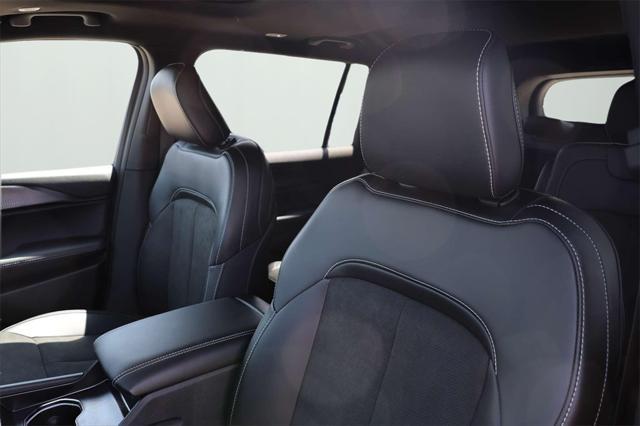 new 2025 Jeep Grand Cherokee L car, priced at $41,408
