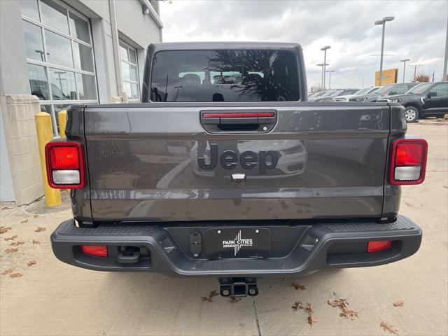 new 2025 Jeep Gladiator car, priced at $42,585