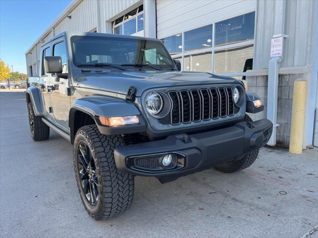 new 2025 Jeep Gladiator car, priced at $41,290