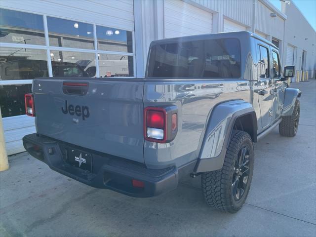 new 2025 Jeep Gladiator car, priced at $41,290