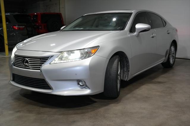 used 2014 Lexus ES 350 car, priced at $17,695