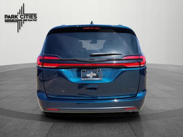 new 2025 Chrysler Pacifica car, priced at $45,906
